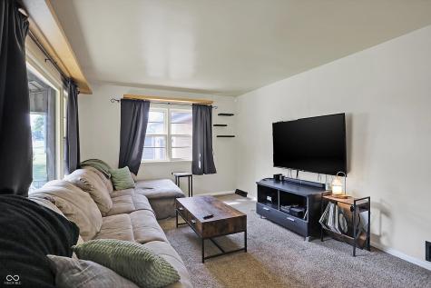 1112 Farley Drive Indianapolis IN 46214