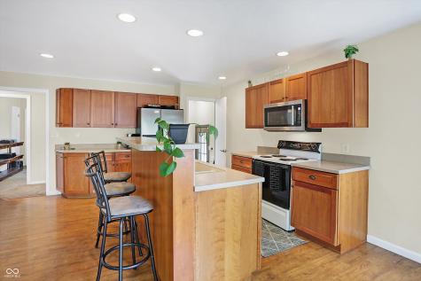 1112 Farley Drive Indianapolis IN 46214