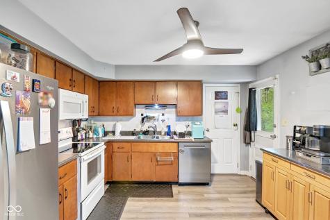 7969 Charlecot Drive Indianapolis IN 46268