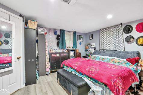 7969 Charlecot Drive Indianapolis IN 46268