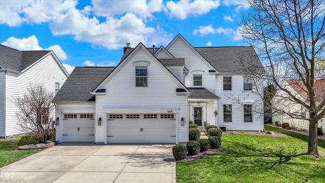 6571 Hunters Ridge S Zionsville IN 46077