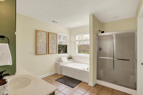 6571 Hunters Ridge S Zionsville IN 46077