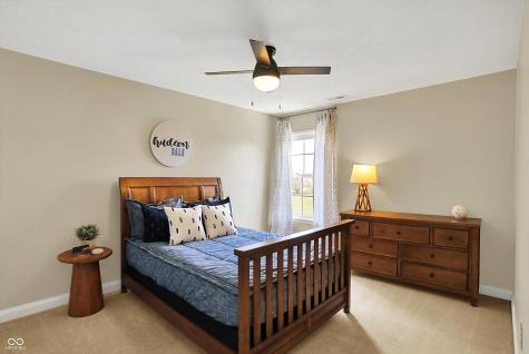 6571 Hunters Ridge S Zionsville IN 46077