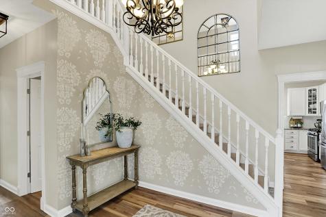6571 Hunters Ridge S Zionsville IN 46077