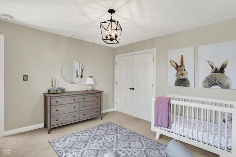 6571 Hunters Ridge S Zionsville IN 46077
