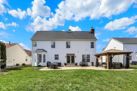 6571 Hunters Ridge S Zionsville IN 46077
