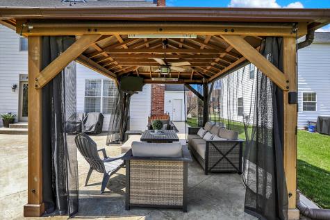 6571 Hunters Ridge S Zionsville IN 46077