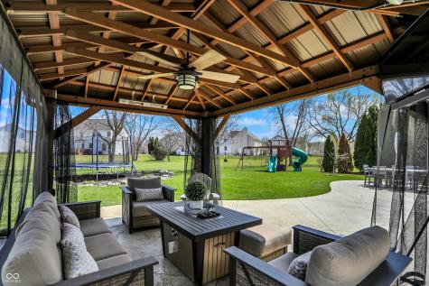 6571 Hunters Ridge S Zionsville IN 46077