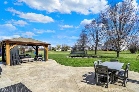 6571 Hunters Ridge S Zionsville IN 46077