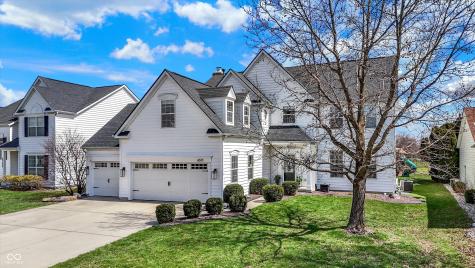 6571 Hunters Ridge S Zionsville IN 46077