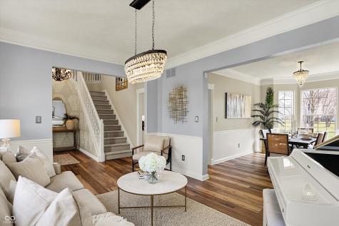 6571 Hunters Ridge S Zionsville IN 46077