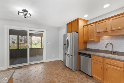 6686 Woodcrest Drive Avon IN 46123