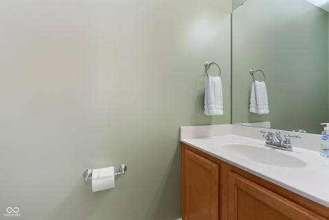 6686 Woodcrest Drive Avon IN 46123