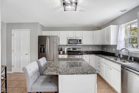 7441 Giroud Drive Indianapolis IN 46259