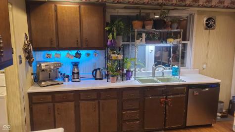 758 Wallace Avenue Indianapolis IN 46201