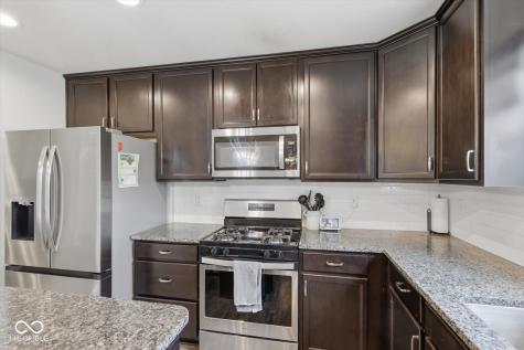 1553 Bush Way Shelbyville IN 46176