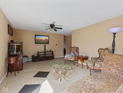 1707 W 76th Place Indianapolis IN 46260