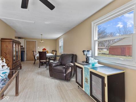 1707 W 76th Place Indianapolis IN 46260
