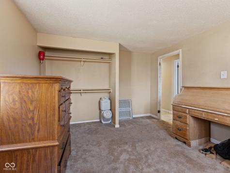 1707 W 76th Place Indianapolis IN 46260