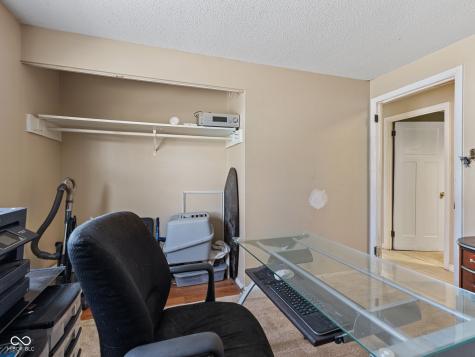 1707 W 76th Place Indianapolis IN 46260