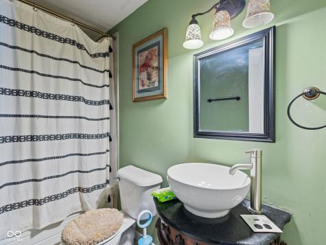 1707 W 76th Place Indianapolis IN 46260