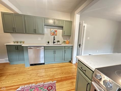 5442 N College Avenue Indianapolis IN 46220