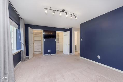 624 Hawthorne Drive Carmel IN 46033