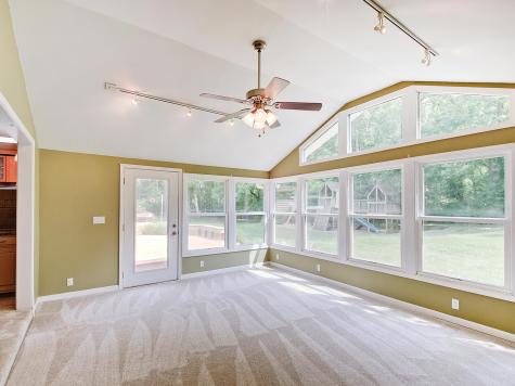 8037 Tanager Court Indianapolis IN 46256