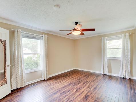 8037 Tanager Court Indianapolis IN 46256