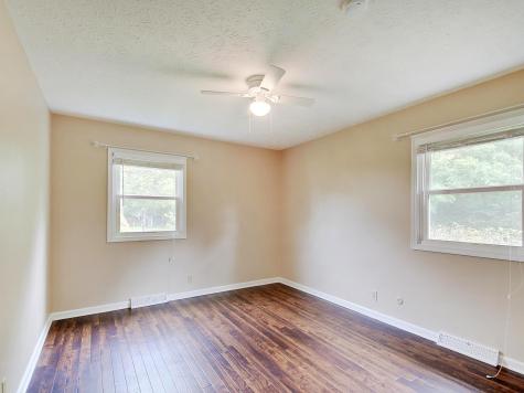 8037 Tanager Court Indianapolis IN 46256