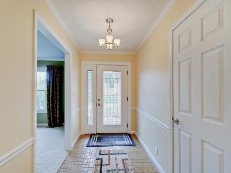 8037 Tanager Court Indianapolis IN 46256