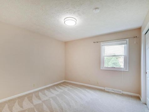 8037 Tanager Court Indianapolis IN 46256