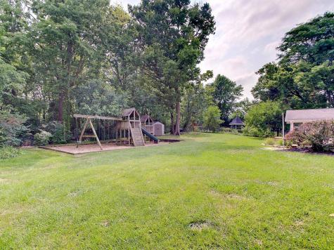 8037 Tanager Court Indianapolis IN 46256