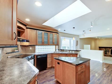 8037 Tanager Court Indianapolis IN 46256