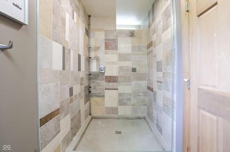 7070 S 650 W Columbus IN 47201