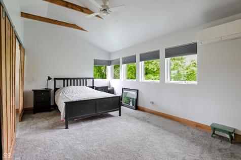 7070 S 650 W Columbus IN 47201