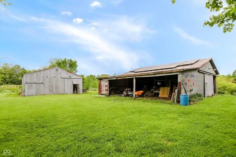 7070 S 650 W Columbus IN 47201