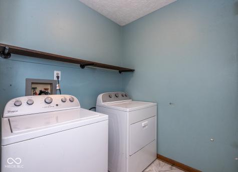 8362 La Habra Lane Indianapolis IN 46236