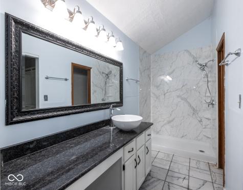8362 La Habra Lane Indianapolis IN 46236