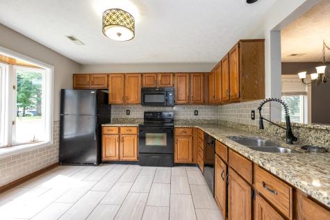 8362 La Habra Lane Indianapolis IN 46236