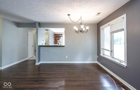 8362 La Habra Lane Indianapolis IN 46236