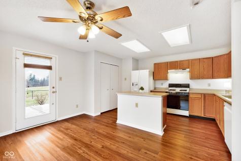 6234 Amber Valley Lane Indianapolis IN 46237