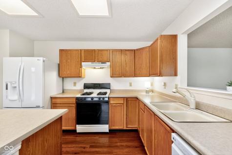 6234 Amber Valley Lane Indianapolis IN 46237