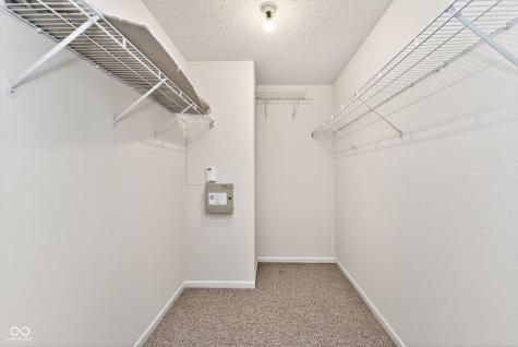6234 Amber Valley Lane Indianapolis IN 46237