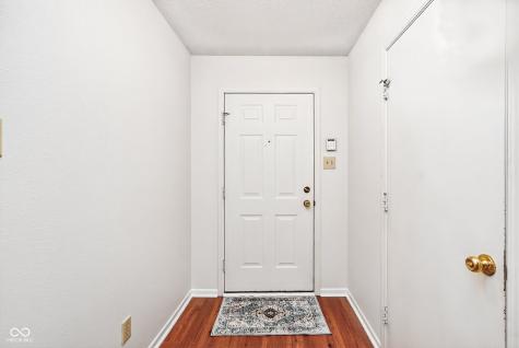 6234 Amber Valley Lane Indianapolis IN 46237