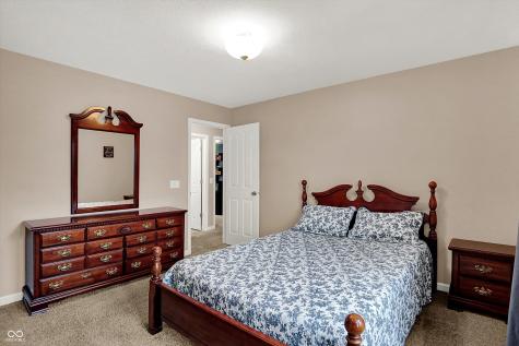 11008 Stratford Way Fishers IN 46038
