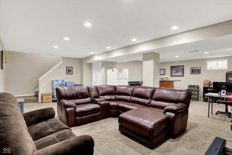 11008 Stratford Way Fishers IN 46038