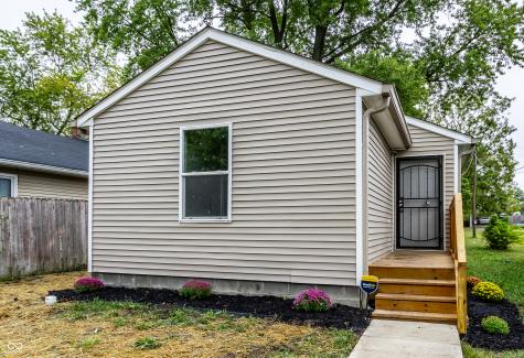 2627 N Chester Avenue Indianapolis IN 46218