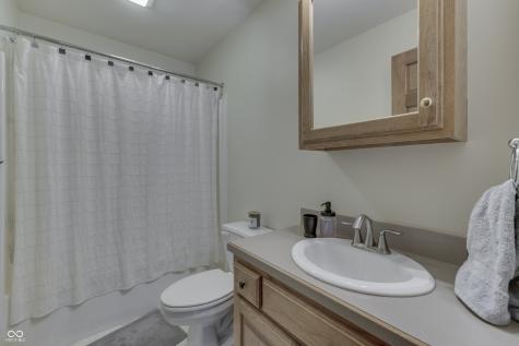 7718 Ashtree Drive Indianapolis IN 46259