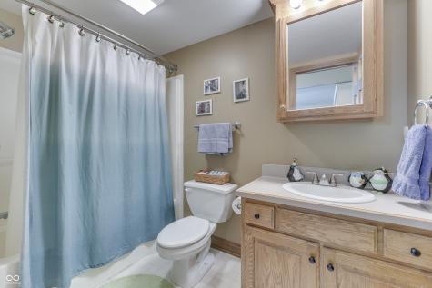 7718 Ashtree Drive Indianapolis IN 46259